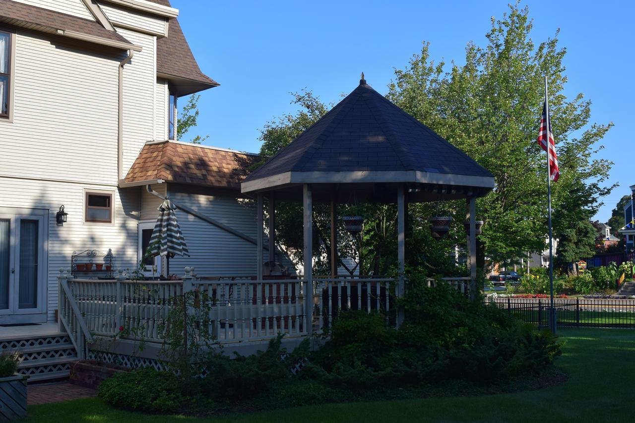 The Lamplighter Bed & Breakfast Of Ludington Exterior foto